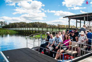 Air boat